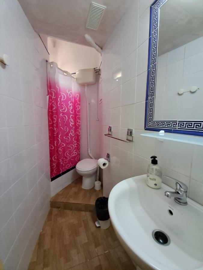 Pension Riosol Sevilla Bagian luar foto