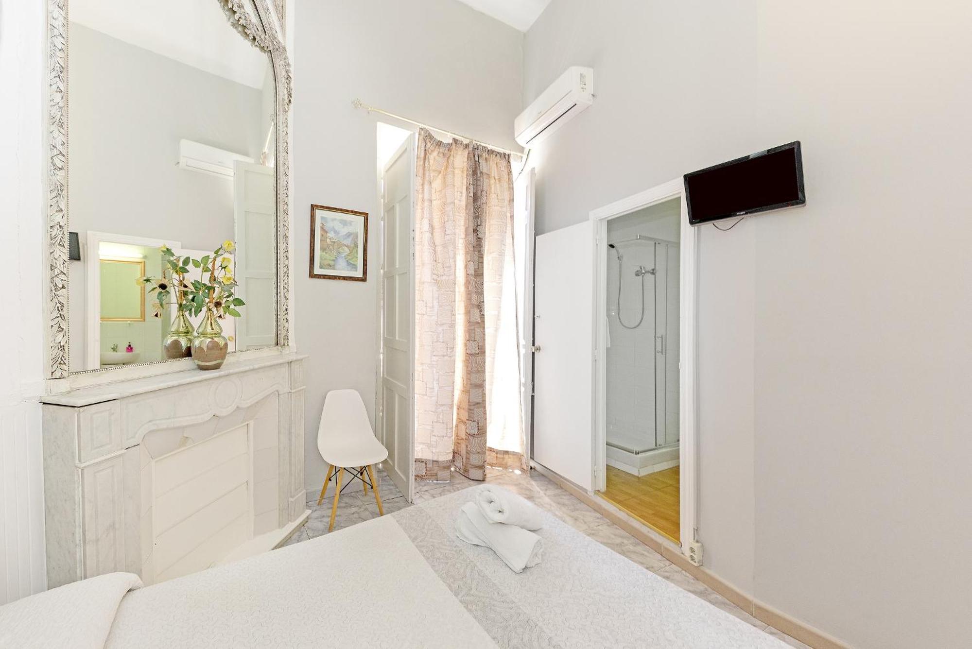 Pension Riosol Sevilla Bagian luar foto
