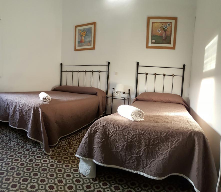 Pension Riosol Sevilla Ruang foto